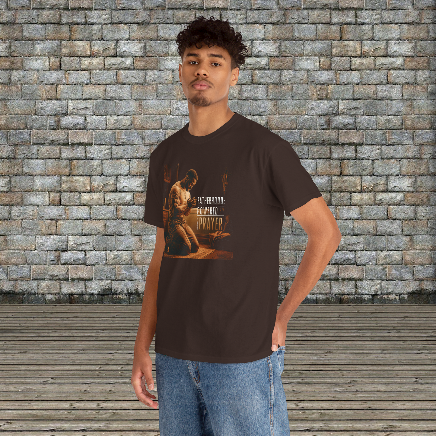 Christian Dad T-shirt ’Fatherhood: Powered by Prayer’ Heavy Cotton - T-Shirt