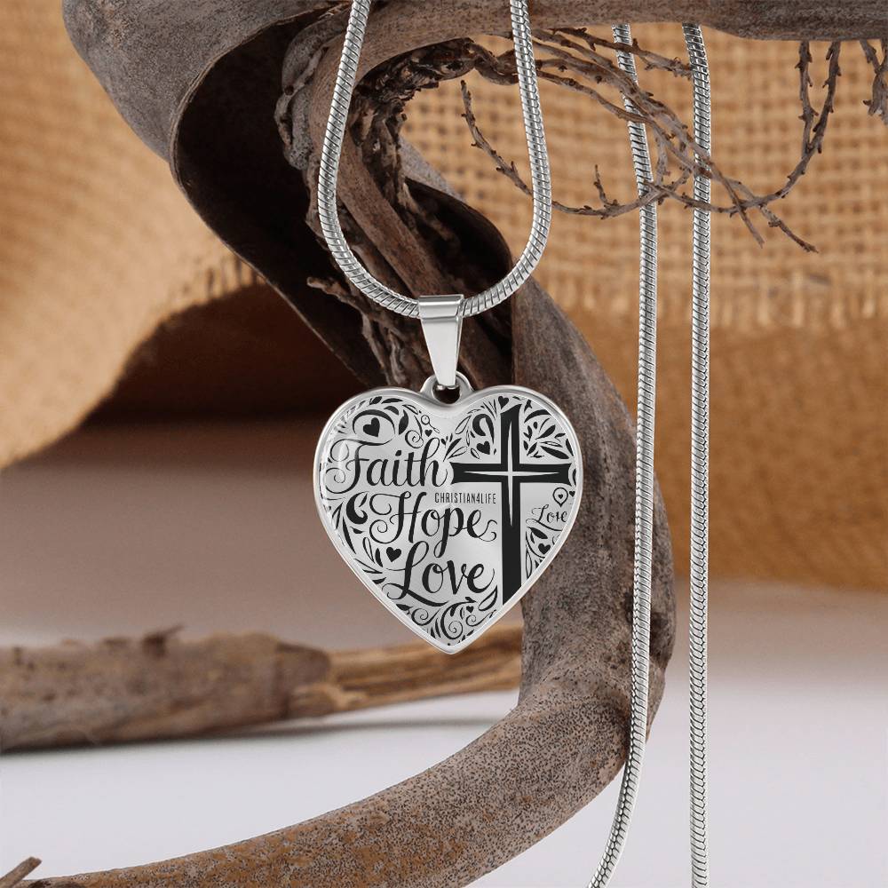 Personalized ’Faith Hope Love’ Christian heart pendant with chain - Jewelry
