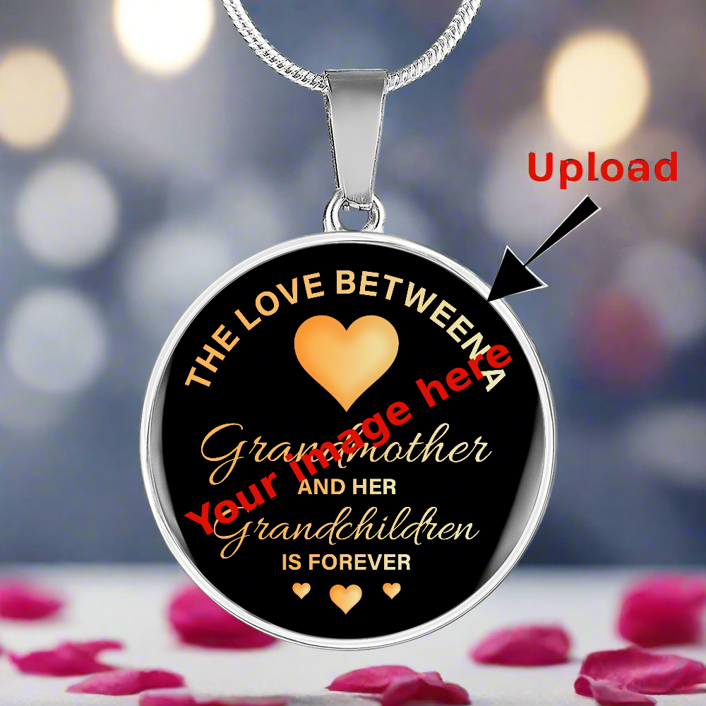 Circle Pendant Personalized by You (Photo and message) - Jewelry